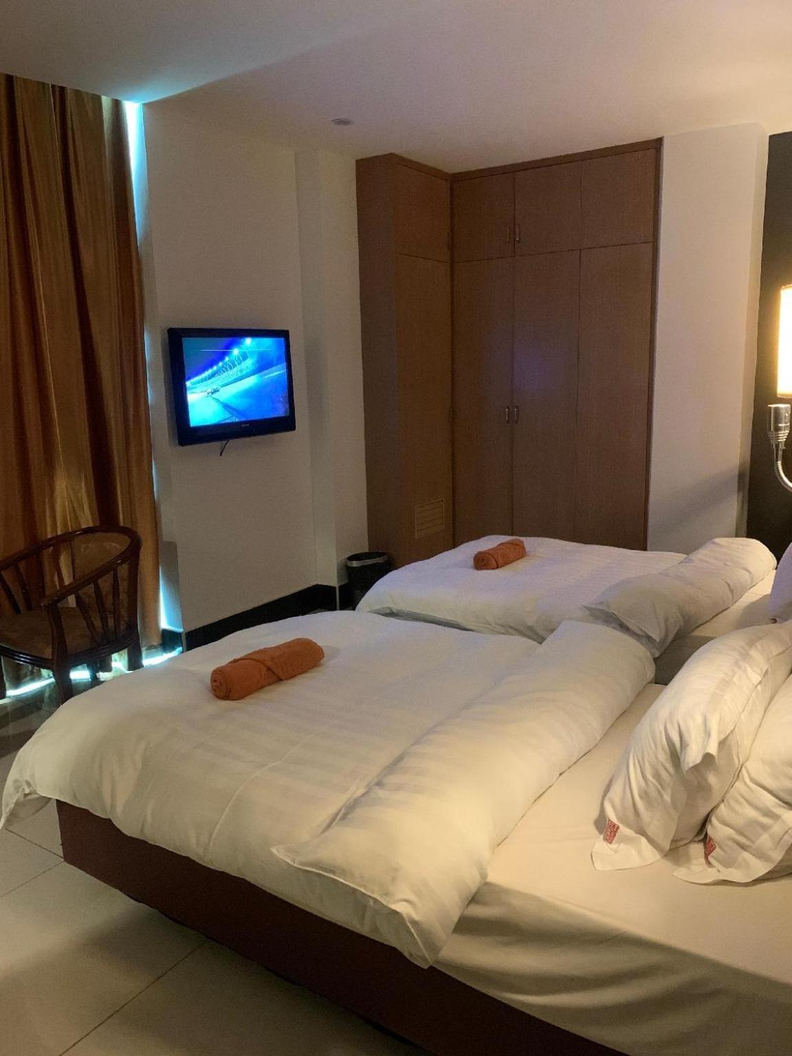 מירי The Room Hotel חדר תמונה